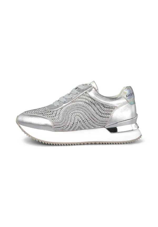 Trainers - silver