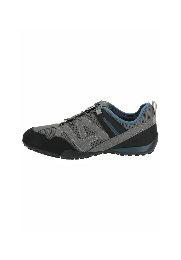 Trainers - stone avio