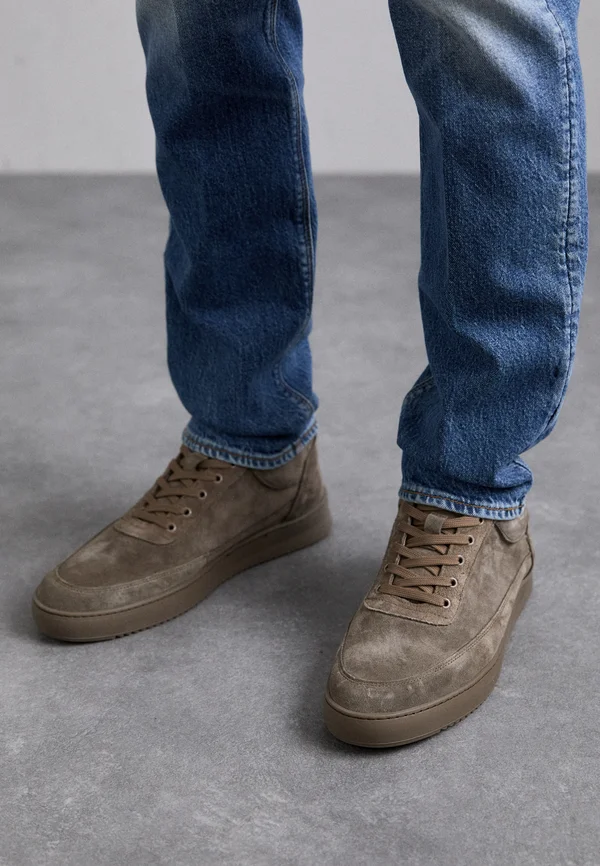 Trainers - taupe