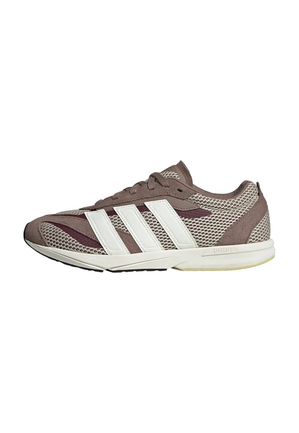 Trainers - trace brown   off white   maroon