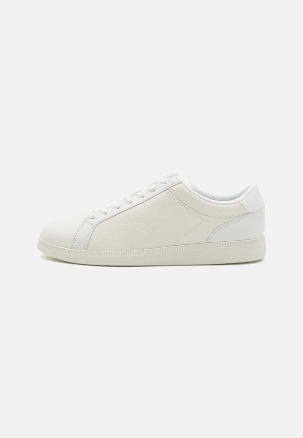 Trainers - triple bright white