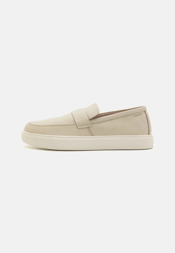Trainers - turtle dove