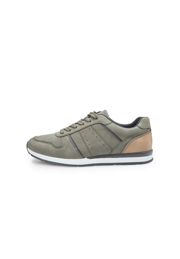 Trainers - verde