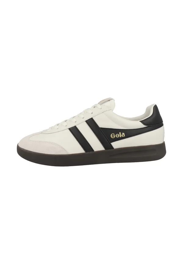 Trainers - white black dark gum