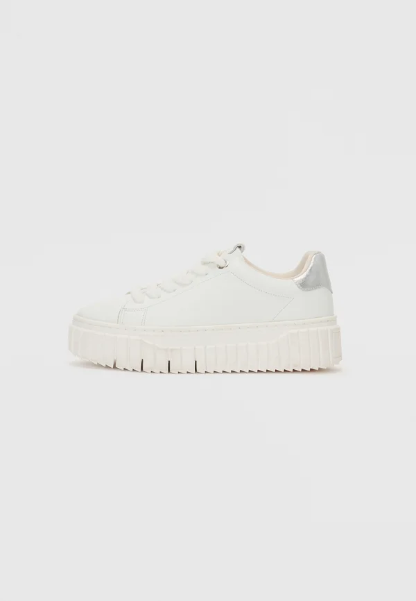 Trainers - white comb