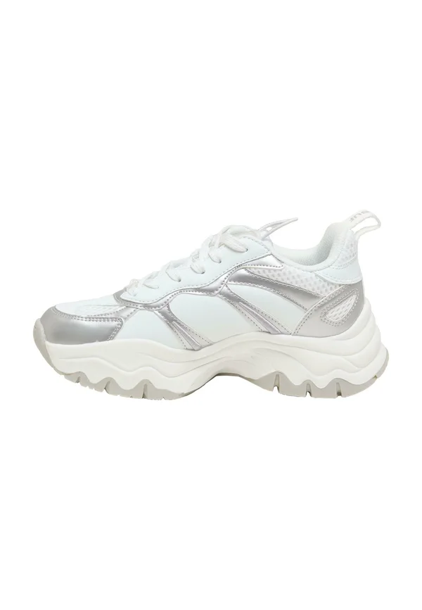 Trainers - white silver