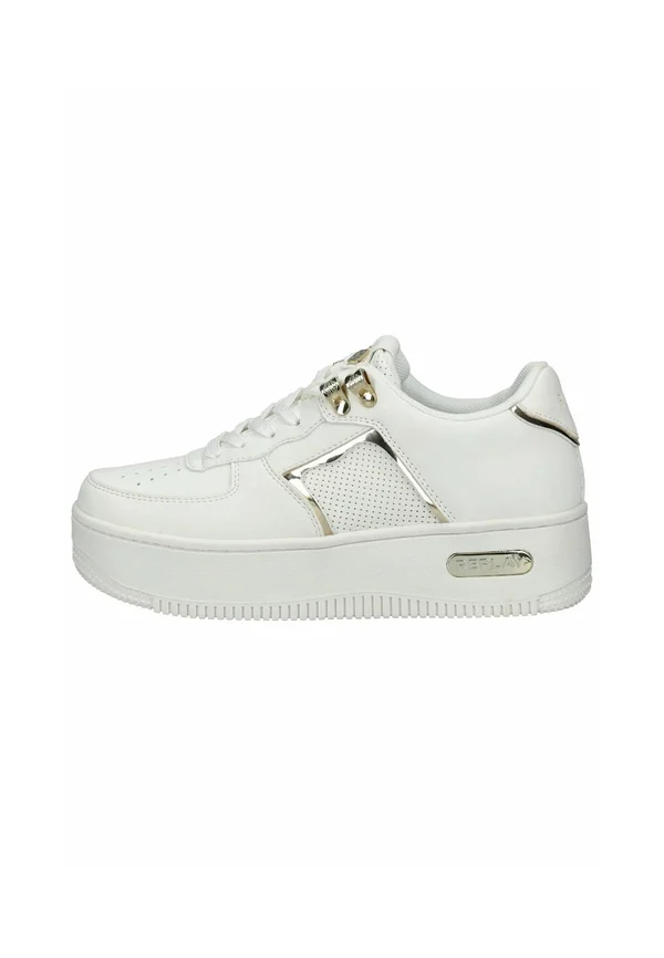 Trainers - white