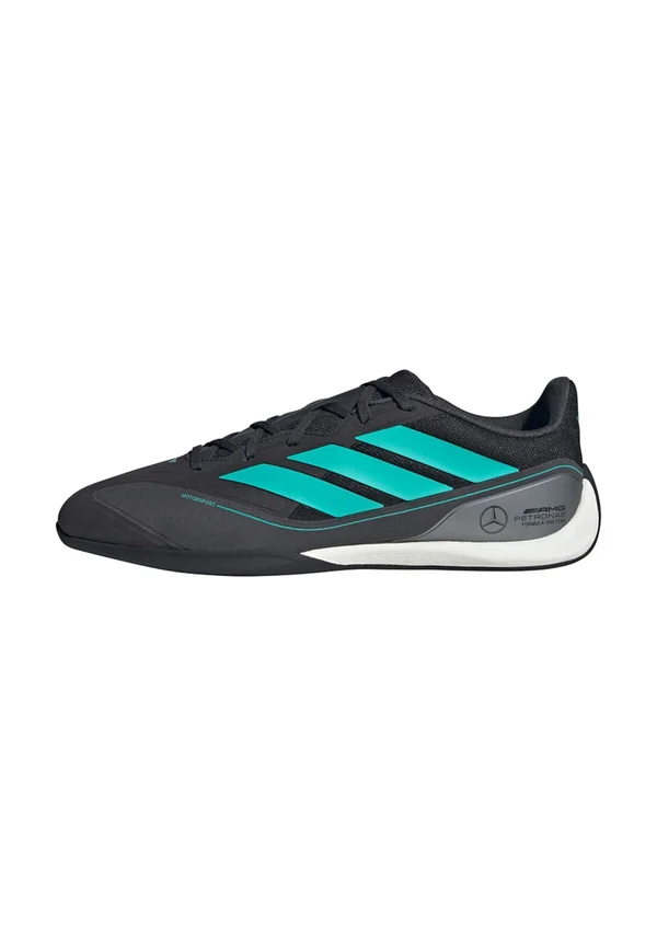 Training shoe - core black semi/mint rush iron/metallic