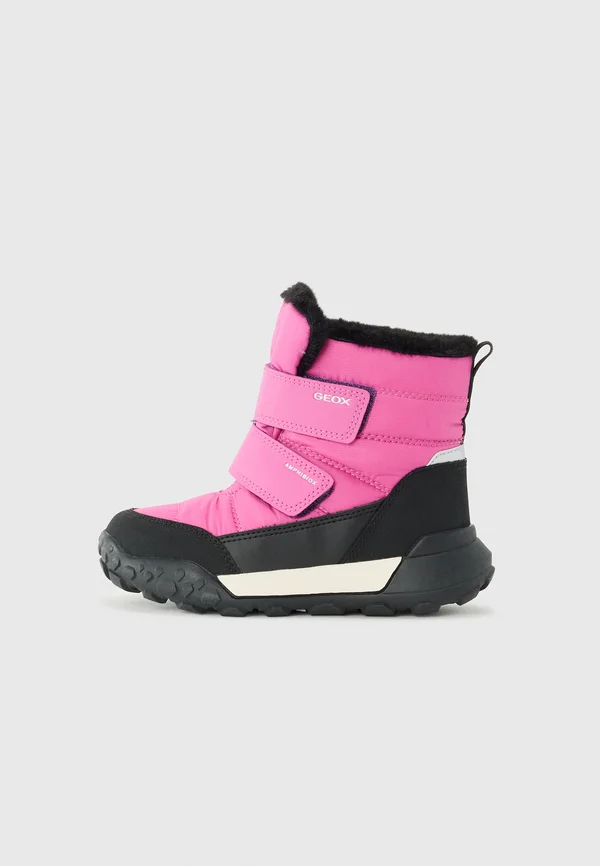 TREKKY UP - Winter boots - fuchsia/black