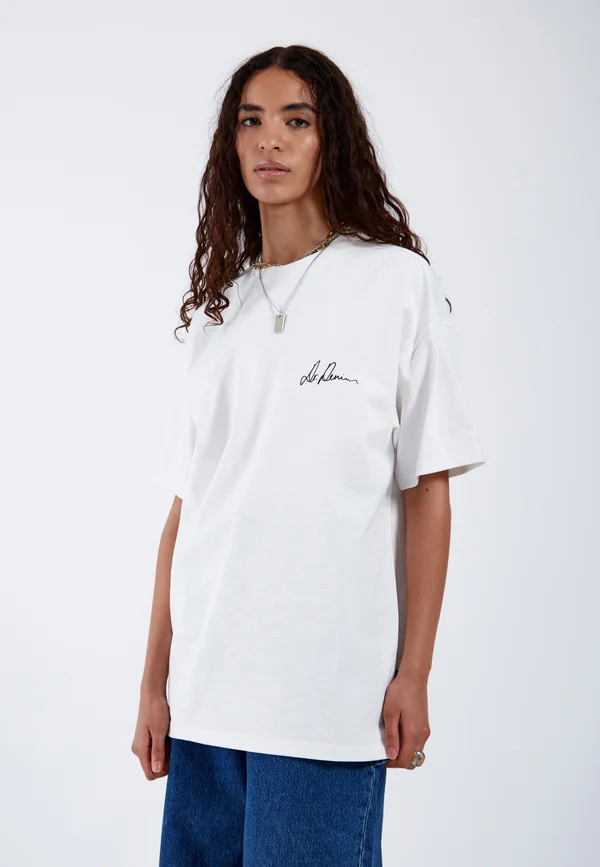 TROOPER  - Print T-shirt - off white heart script