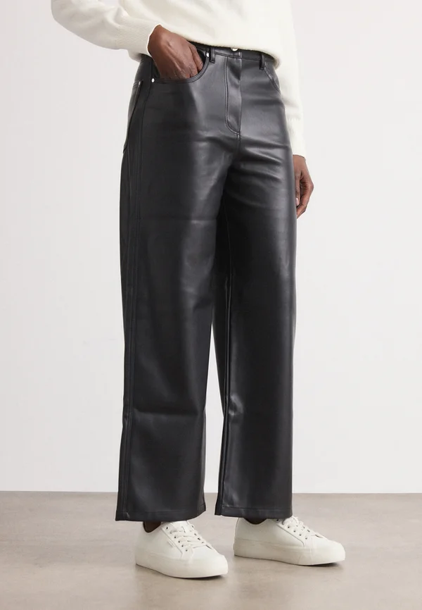Trousers - black