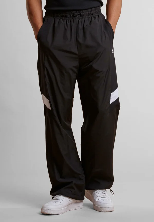 Trousers - black