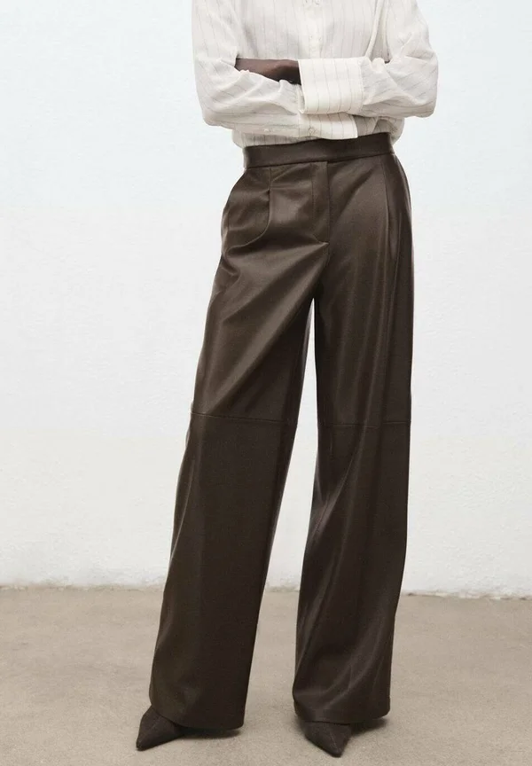 Trousers - khaki