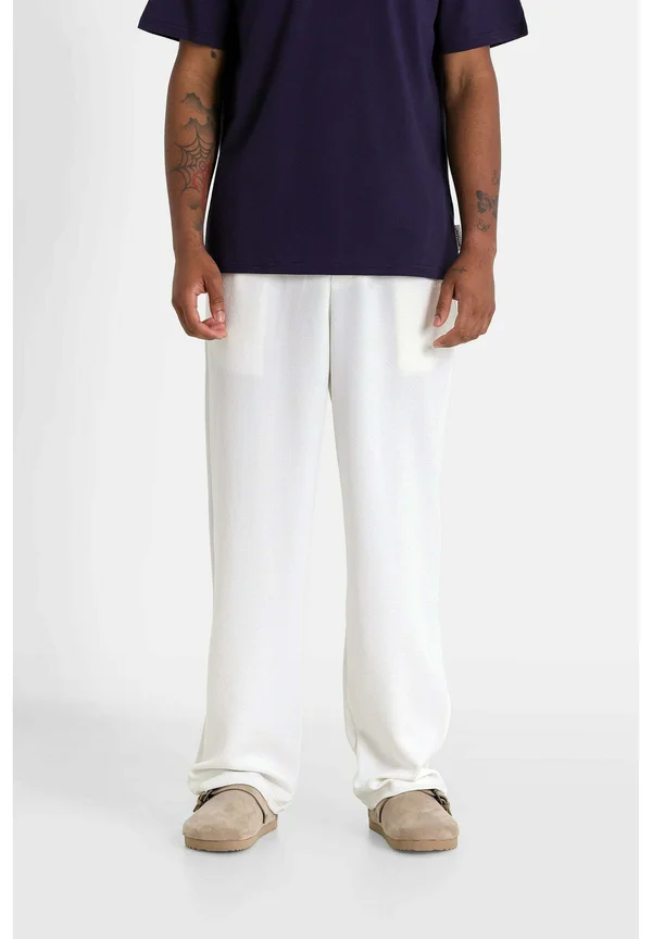 Trousers - white