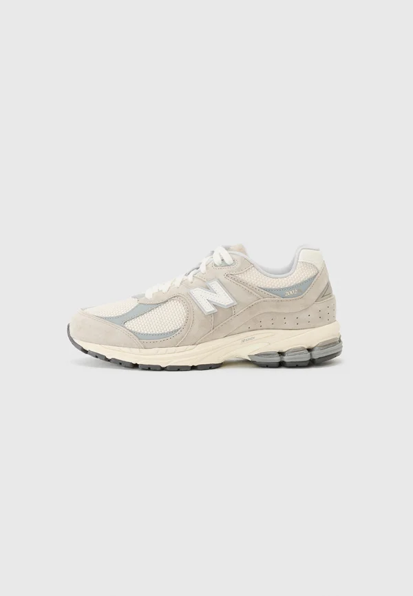 U2002 - Trainers - arid stone
