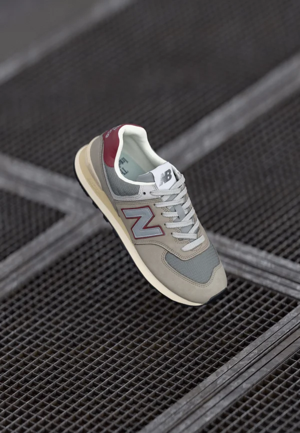 U574 UNISEX - Trainers - arid stone