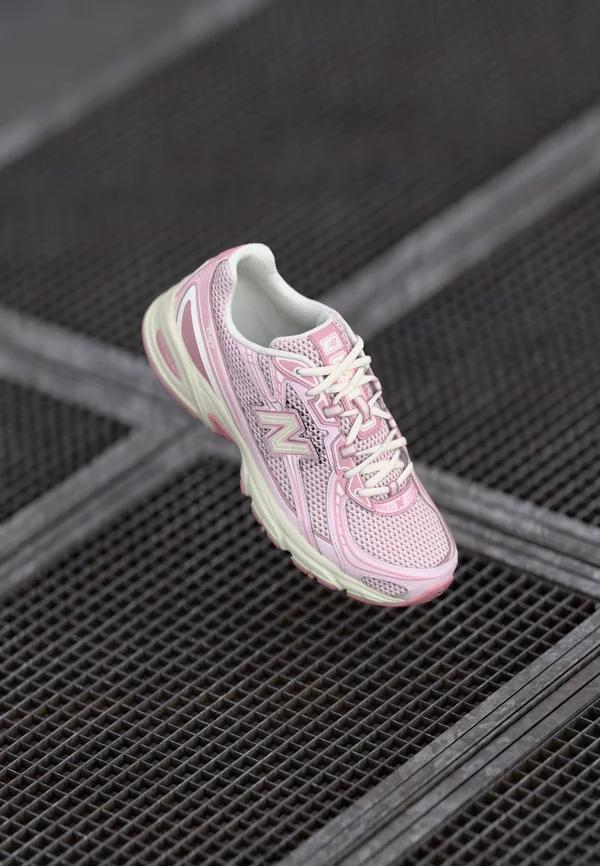 U740 - Trainers - pink granite