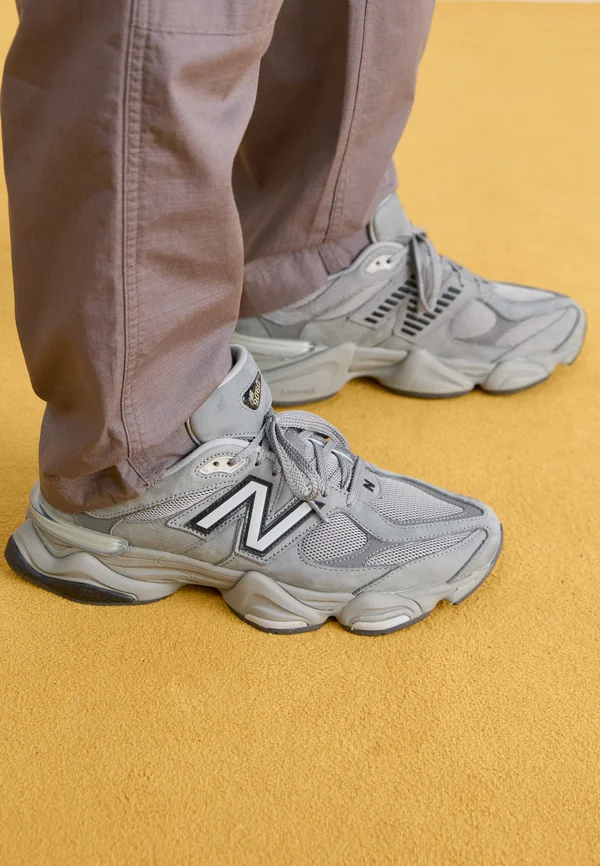 U9060 UNISEX - Trainers - shadow grey