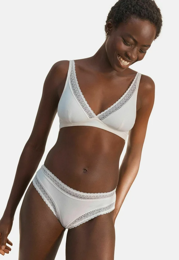 ULTIMATE COMFORT - Triangle bra - cream