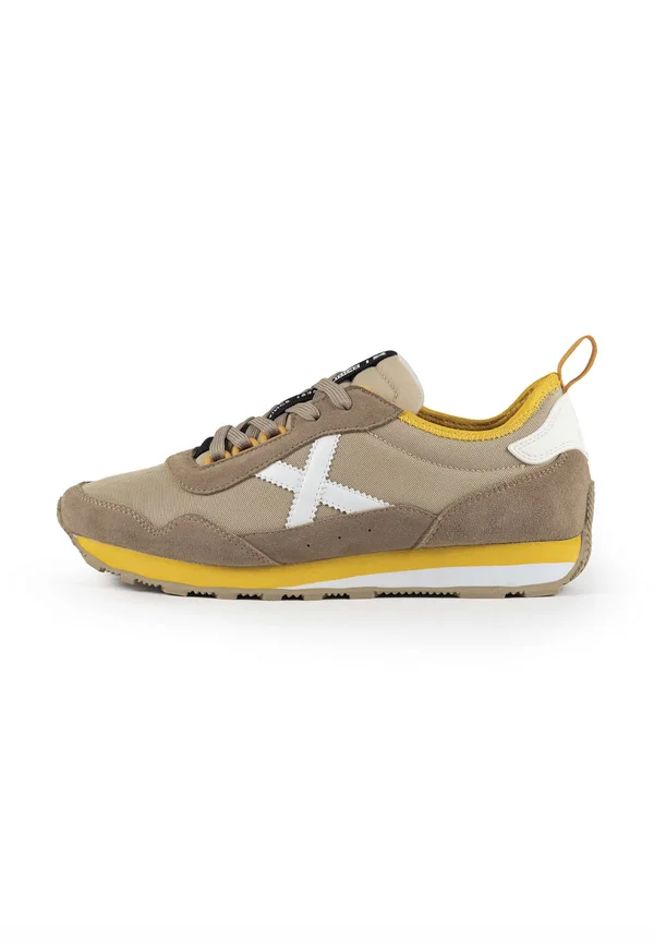 UM - Trainers - taupe