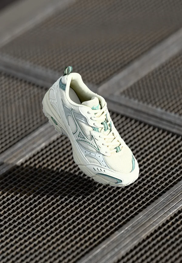 UNISEX - Trainers - pristine/wind chime/bistro green