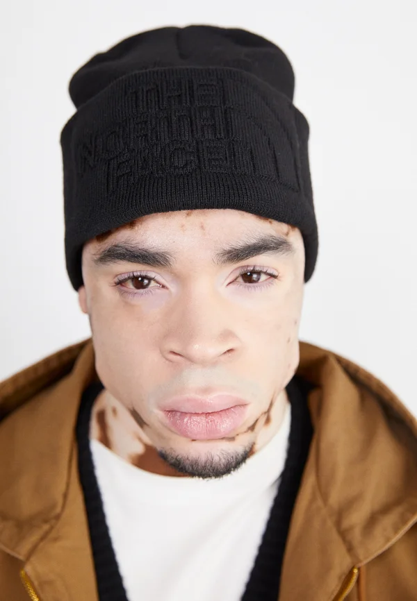 URBAN EMBOSSED - Beanie - black