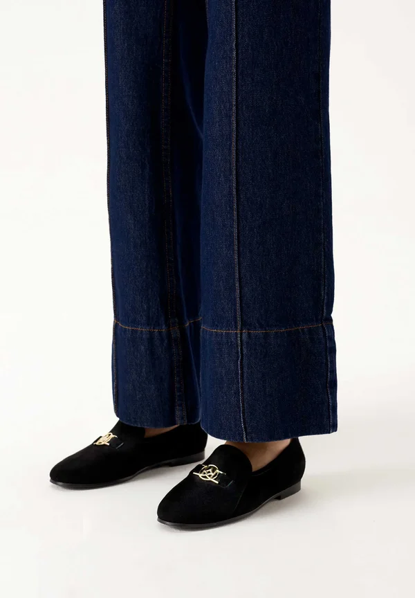 USHA - Slip-ons - black