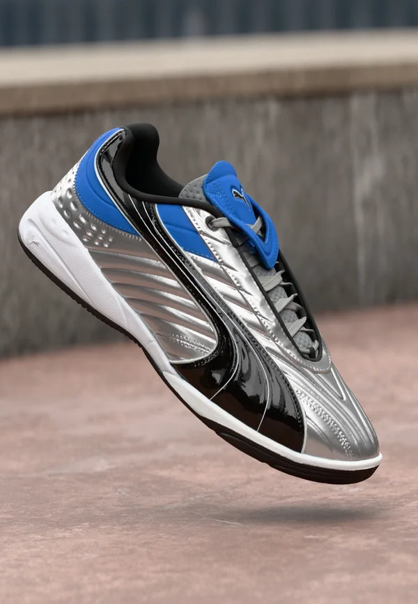V1PER GOALGETTER UNISEX - Trainers - silver-coloured/blue