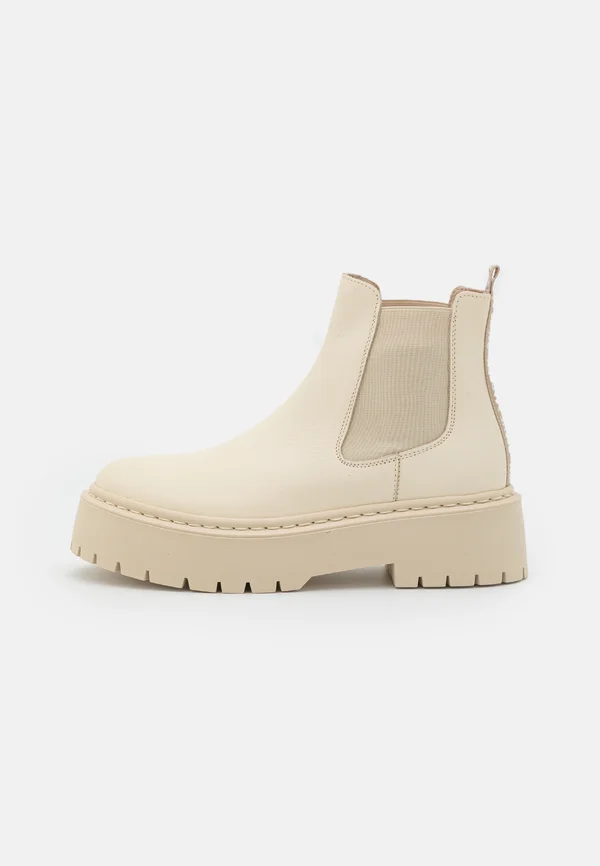 VEERLY - Platform ankle boots - bone