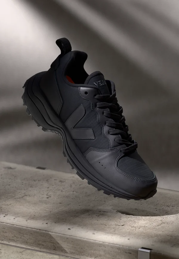 VENTURI II - Trainers - full black