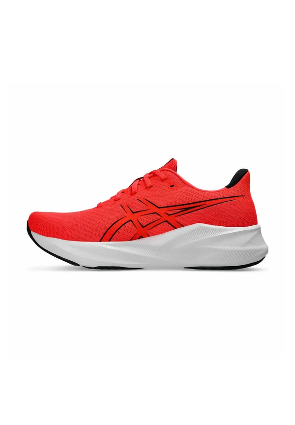 VERSABLAST 4 - Road running shoes - flash red black