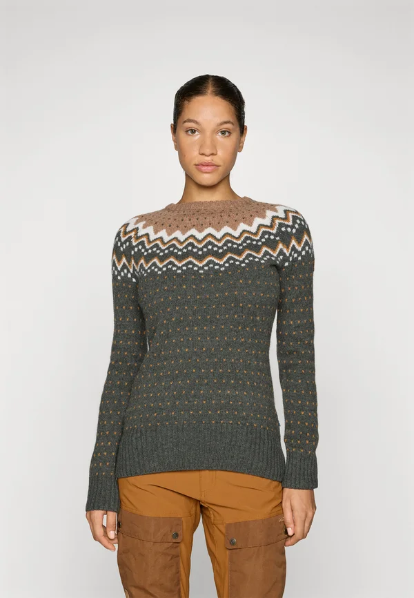 ÖVIK KNIT SWEATER W - Jumper - deep forest