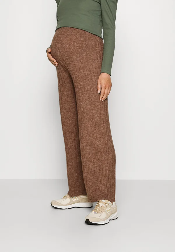 VMMLULU LEFILE LOOSE PANT - Trousers - aztec