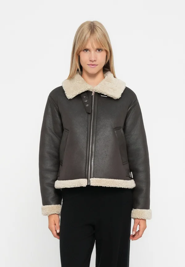 VMVIRGINIA SHORT JACKET  - Winter jacket - chocolate torte