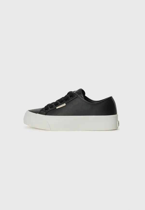 VULC - Trainers - black