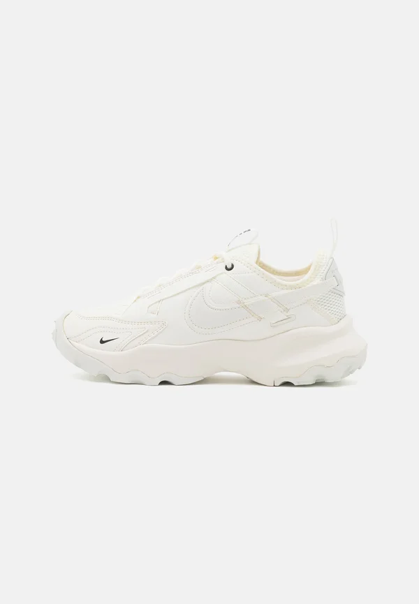 W NIKE TC 7900 - Trainers - sail/black