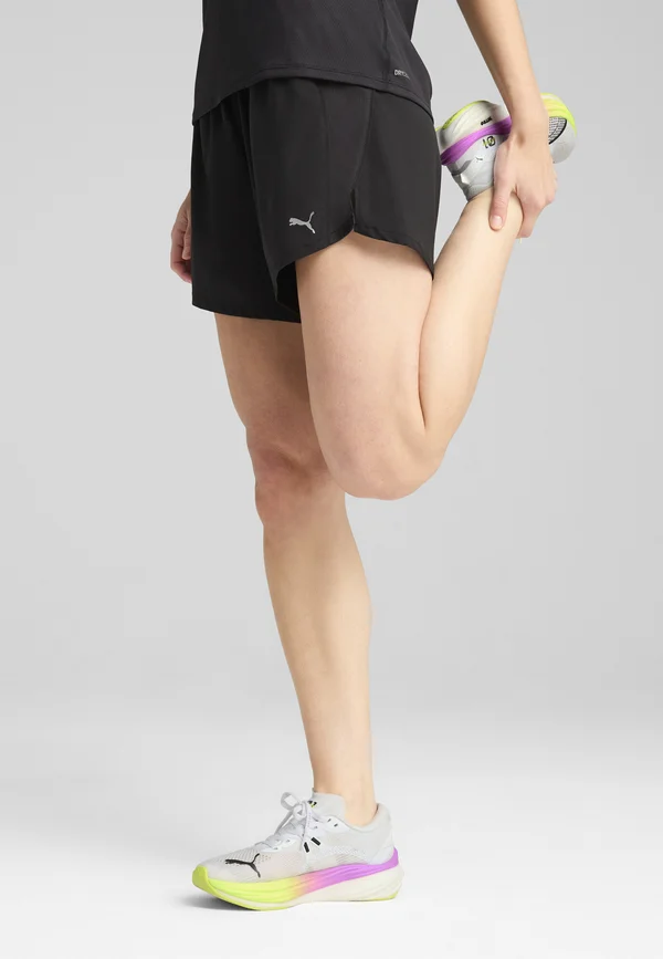 W RUN VELOCITY - Sports shorts - black