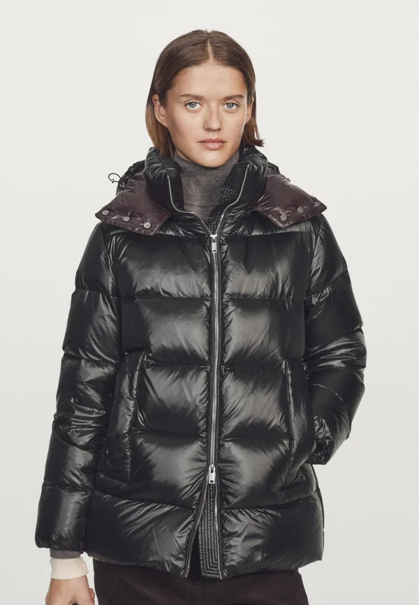 WATER-REPELLENT PUFFER - Down jacket - black