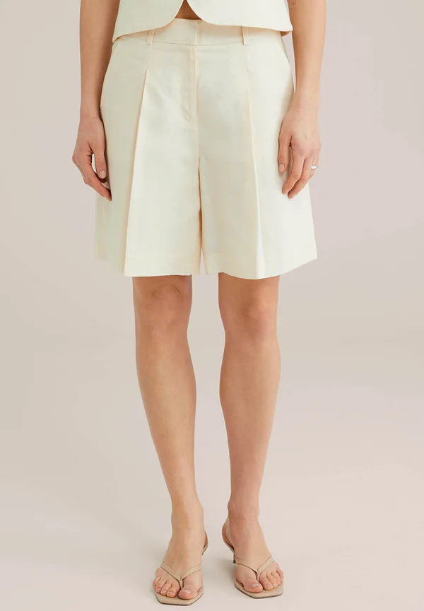 WE STUDIO - Shorts - ecru