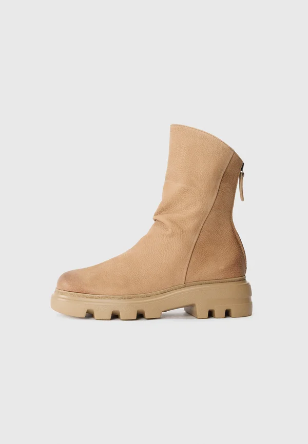 Wedge Ankle Boots - tan