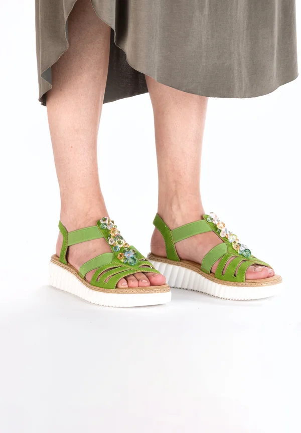 Wedge sandals - grün