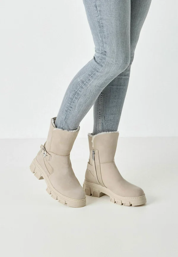 Winter boots - antelope