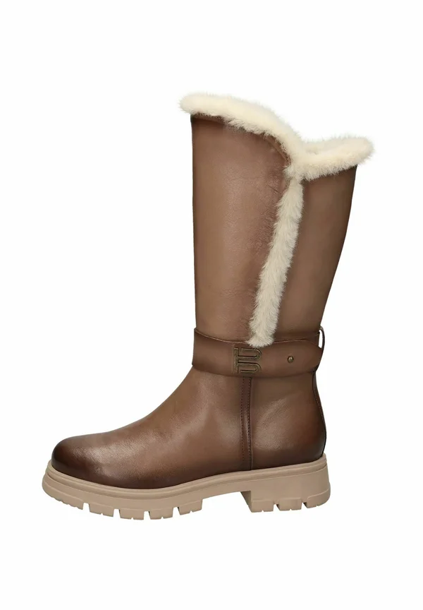 Winter boots - beige