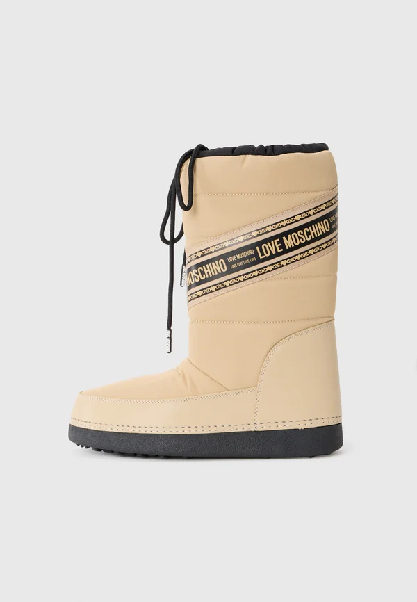 Winter boots - beige
