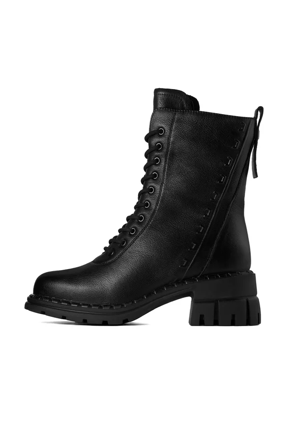 Winter boots - black
