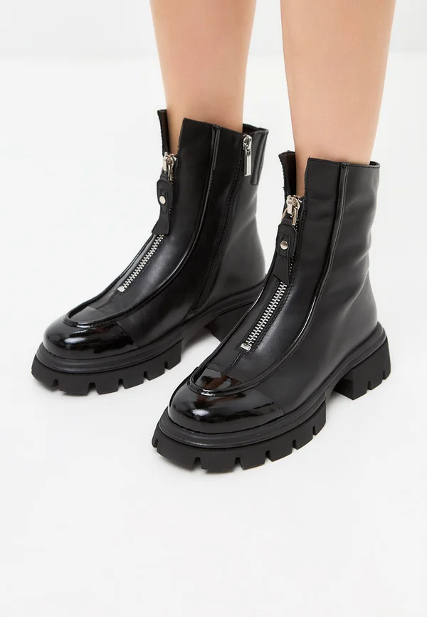 Winter boots - black