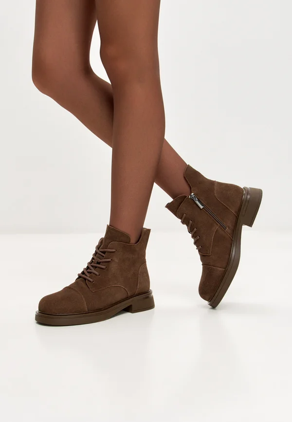 Winter boots - brown
