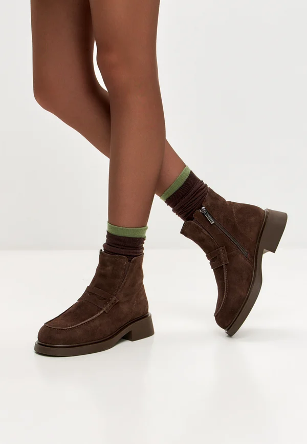 Winter boots - brown
