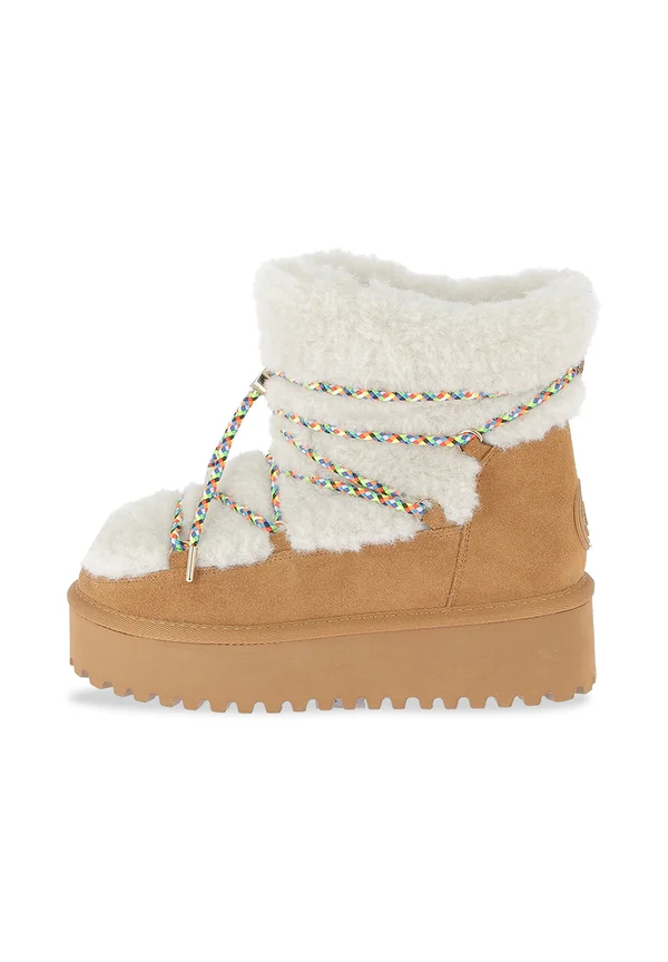 Winter boots - camel
