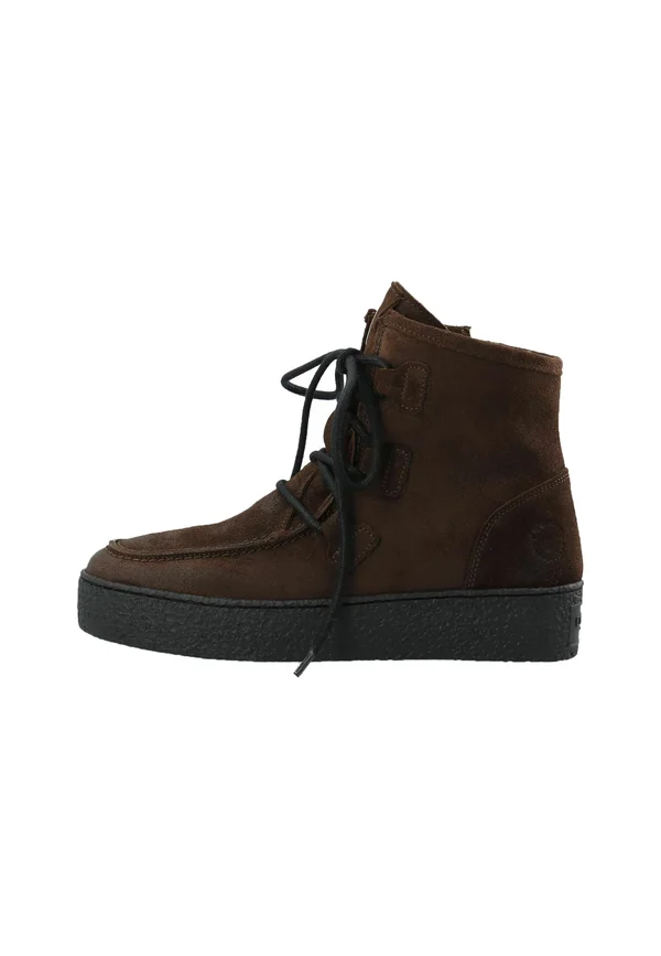 Winter boots - dark brown